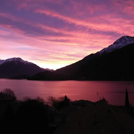 Sleeps 4 Pool Pianello Del Lario
